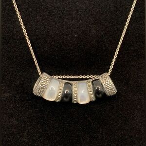 Beautiful Nevada Silver Mine Black Onyx and MOP Slide Pendant Necklace